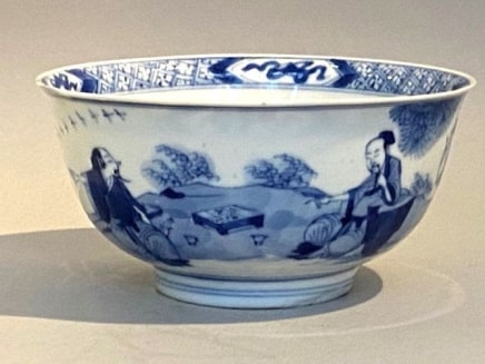 A CHINESE KANGXI BLUE AND WHITE BOWL, Kangxi (1662 - 1722)