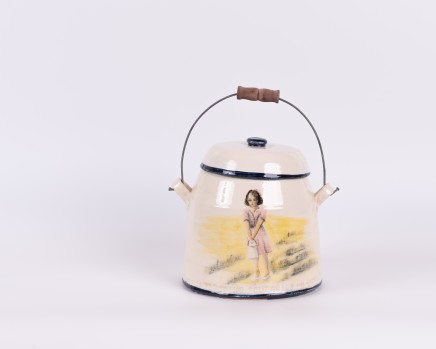 Helen Gittins, Gorffenaf I 'The cans of tea swing squeakily'