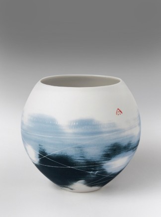 Ali Tomlin, Round vase, smudged blue & black