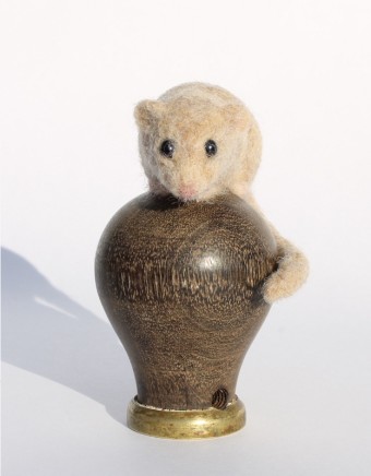 Dinny Pocock Door Mouse: Dormouse Wool fibres and wire frame