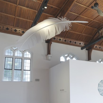 Neil Dawson Feather (Down), 2019 Aluminium, polycarbonate, acrylic tip 2940 x 745 x 345mm