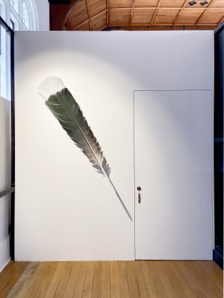 Neil Dawson Huia Tail Feather Green, 2019 Aluminium, acrylic and automotive paint. 1760 x 380 x 370 mm