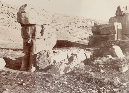 Ernst Herzfeld, Throne Hall, Remnant of Eastern Guardian Bull of Portico, Persepolis, 1923-28