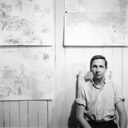 Rauschenberg with three transfer drawings in his Front Street studio, New York, 1958. Photo credit Jasper Johns © The Robert Rauschenberg Foundation (New York, USA)