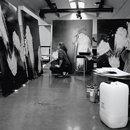 Fabienne Verdier in the process of making, ‘Mélodie du réel’, 2014.