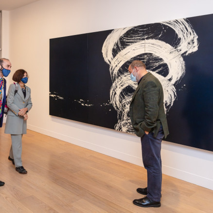 Lord Mayor of Westminster visits 'Fabienne Verdier: Vortex'