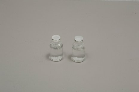 Wilfredo Prieto, Poison and Antidote, 2011