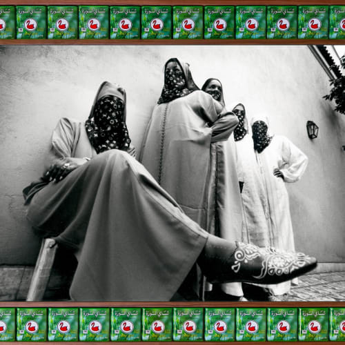 Hassan Hajjaj, Waiting B&W, 2001 / 1422