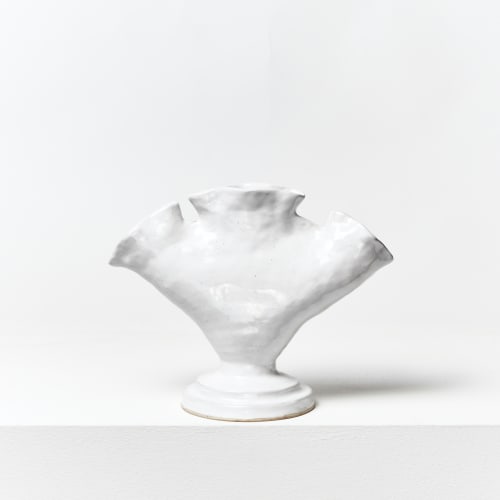 Ali Hewson, Three-fluted vase