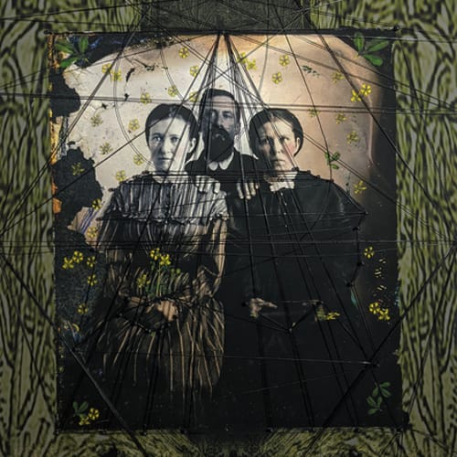 Leslie Sheryll, Jennie and Sarah-Ruta Graveolens (Rue), 2021