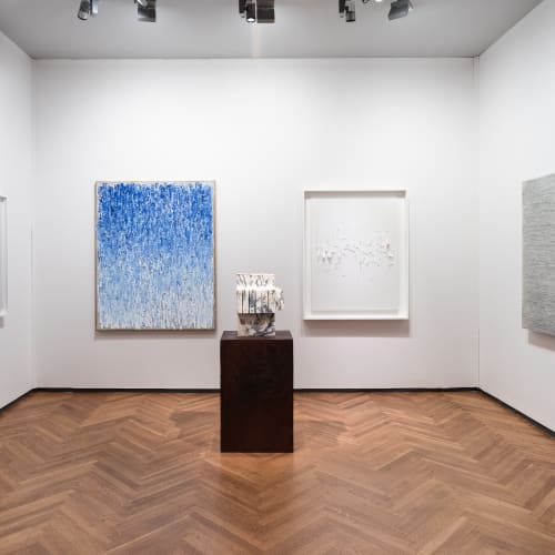 Installation view of Tina Kim Gallery | Booth 210 at TEFAF New York (May 6-10, 2022). Courtesy of Tina Kim Gallery. Photo by Charles Roussel.