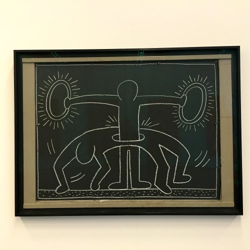 'Untitled' (Subway Drawing) (1982-1984) by Keith Haring (1958-1990). Kunsthal Rotterdam, Taken on October 20, 2015 Keith Haring - Kunsthal Rotterdam by FaceMePLS is licensed under CC BY 2.0
