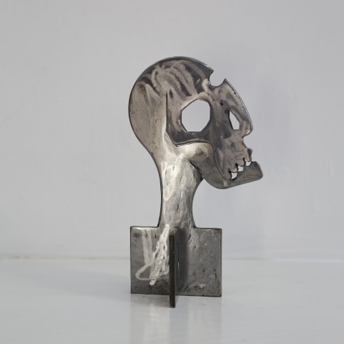 Tøru Harada, Bone to Bone, Iron, 19 × 11 × 7.5 cm, 2015