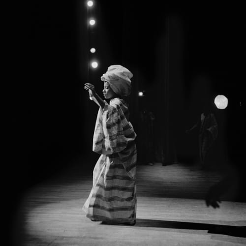 Kwame Brathwaite, Untitled (Pat on Stage at Apollo Theater) (1968). Image courtesy of the artist and Philip Martin Gallery, Los...