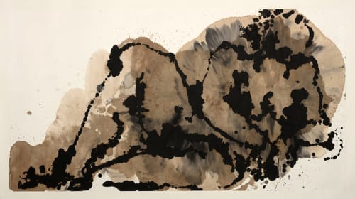 Chloe Ho 何鳳蓮 The Dreamer《造夢者》, 2016 Chinese Ink and coffee on rice paper 中國水墨、咖啡、紙本 97 x 179cm Frame size: 127.5 x 211 x 5cm (Black)