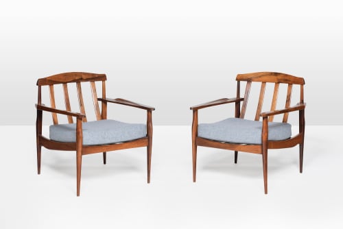 Joaquim Tenreiro, Rare pair of armchairs, c. 1960