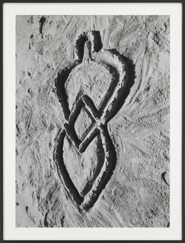 Ana Mendieta, Sandwoman, 1983 / 2018