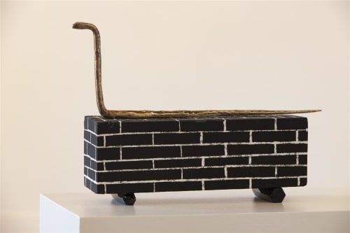 Josephine Cachemaille Companion I, 2019 bronze, obsidian, wood 240 x 380 x 110 mm