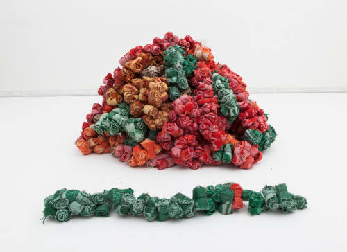 Hassan Sharif, Blanket and Wire, 1995