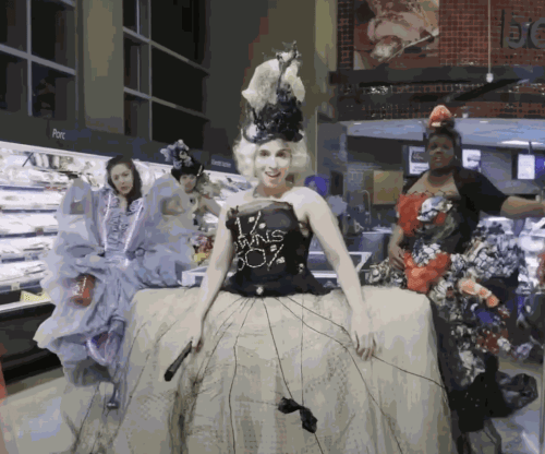 Red (trailer) by Dominique Paul