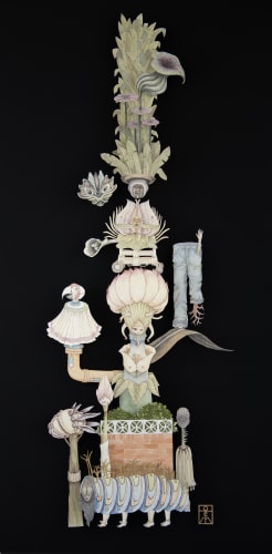 Teresa Currea, Black Totem, 2023, mixed media on cut paper, 63x33x7 cm.