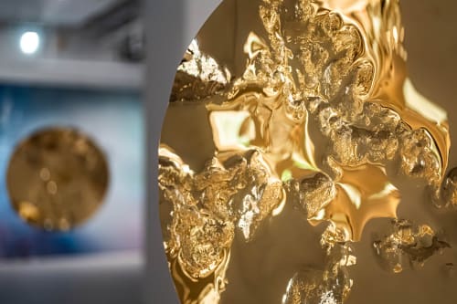 「自轉和公轉」大卷伸嗣