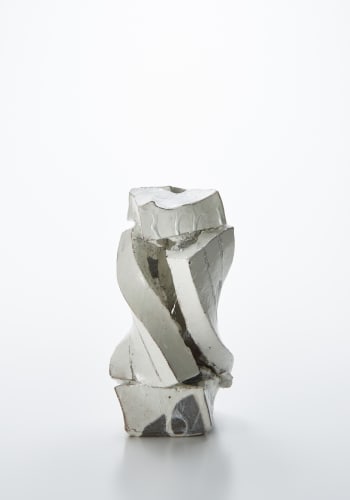 Sculptural Form Kohiki, 2018 Ceramic H25 × W15 × D17 cm H9.8 × W5.9 × D6.6 in. Shozo Michikawa