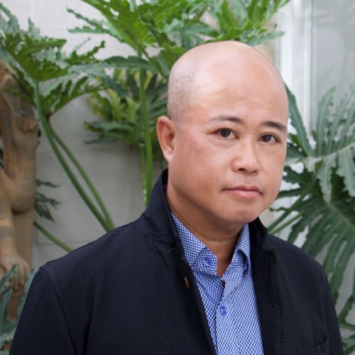 Dinh Q. Lê