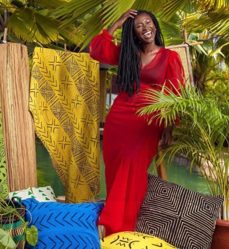 Zahra | Press | Berj Art Gallery