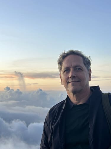 Photo: Julian Salinas