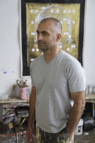 Photo of Bill Claps in his studio