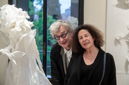 Wim Wenders and Claudine Drai at the exhibition "Présence" at ACP - Palazzo Franchetti, Venice, April 2022 | © Maggiore g.a.m. | ph. Francesco Allegretto