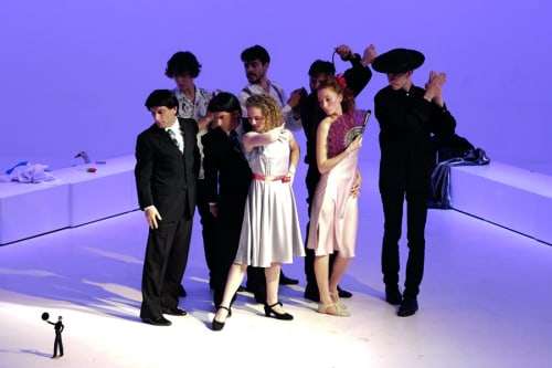 Lilaana Porter, El orden de las cosas: bocetos (The Order of Things: Sketches), 2015, performance documentation.