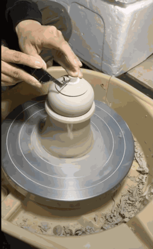 Kiyoko Morioka, Artist At Work