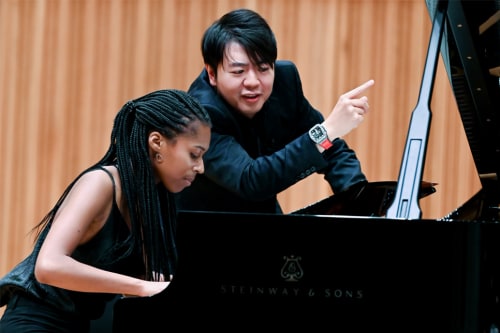 Artist Lang Lang, alongside former RCM Student Jeneba Kanneh-Mason. Photo credit Chris Christodoulou