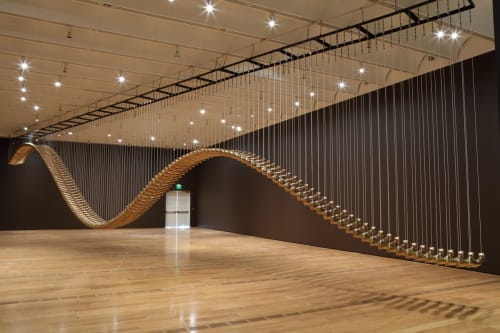 Glenn Kaino (American, born 1972), Bridge, 2014, fiberglass, steel, wire and gold paint. Courtesy of the artist and Kavi Gupta Gallery, Chicago. © Glenn Kaino. PHOTOGRAPH BY MIKE JENSEN