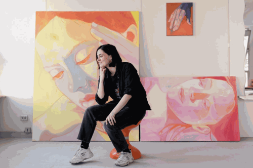 Inès Longevial : la peinture à bras-le-coeur