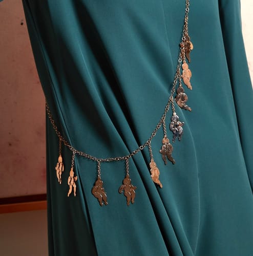 "Chaìne pour une femme enceinte", conceived 1972, executed 2013, 18k rose gold, edition of 9