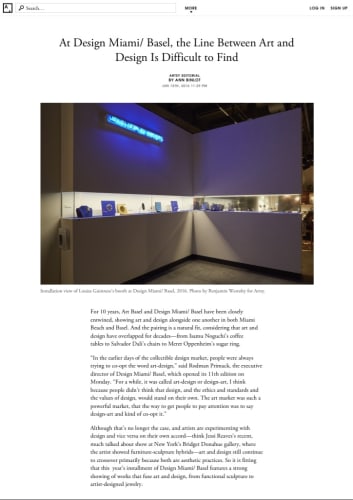 London-based gallery Louisa Guinness’s booth resembles a small museum featuring jewelry by some of history’s most illustrious artists, like Pablo Picasso, Man Ray, and Louise Bourgeois.