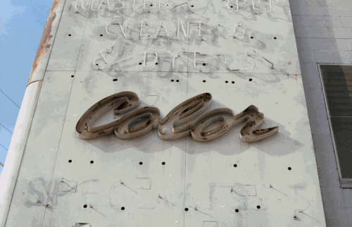 Messages with Pat O'Neill