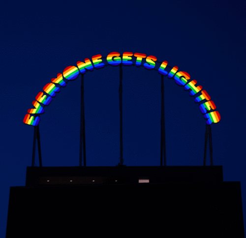 UGO RONDINONE, HEPİMİZ IŞIĞIZ, PİLEVNELİ | DOLAPDERE