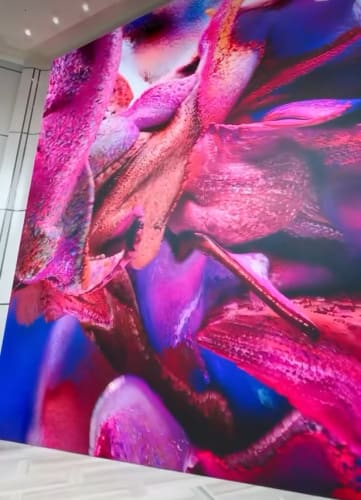 Refik Anadol created a special work for Akbank that explores the bank's historical journey.