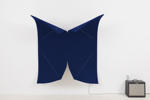 Naama Tsabar, Work on Felt (Variation 22) Dark Blue, 2019. Felt, carbon fiber, epoxy, wood, archival PVA, bass guitar tuner, piano string, piezo microphone, guitar amplifier. 73 x 65 x 30 inches. Courtesy of the artist and Shulamit Nazarian. Los Angeles