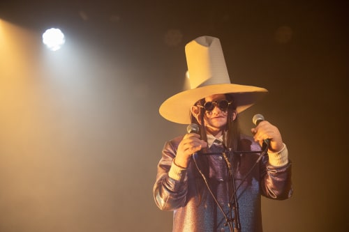 Tori Wrånes, ECHO FACE, VEGA|ARTS Vega Scene Copenhagen. Courtesy of the artist and Shulamit Nazarian, Los Angeles. Photo: Frida Gregersen.