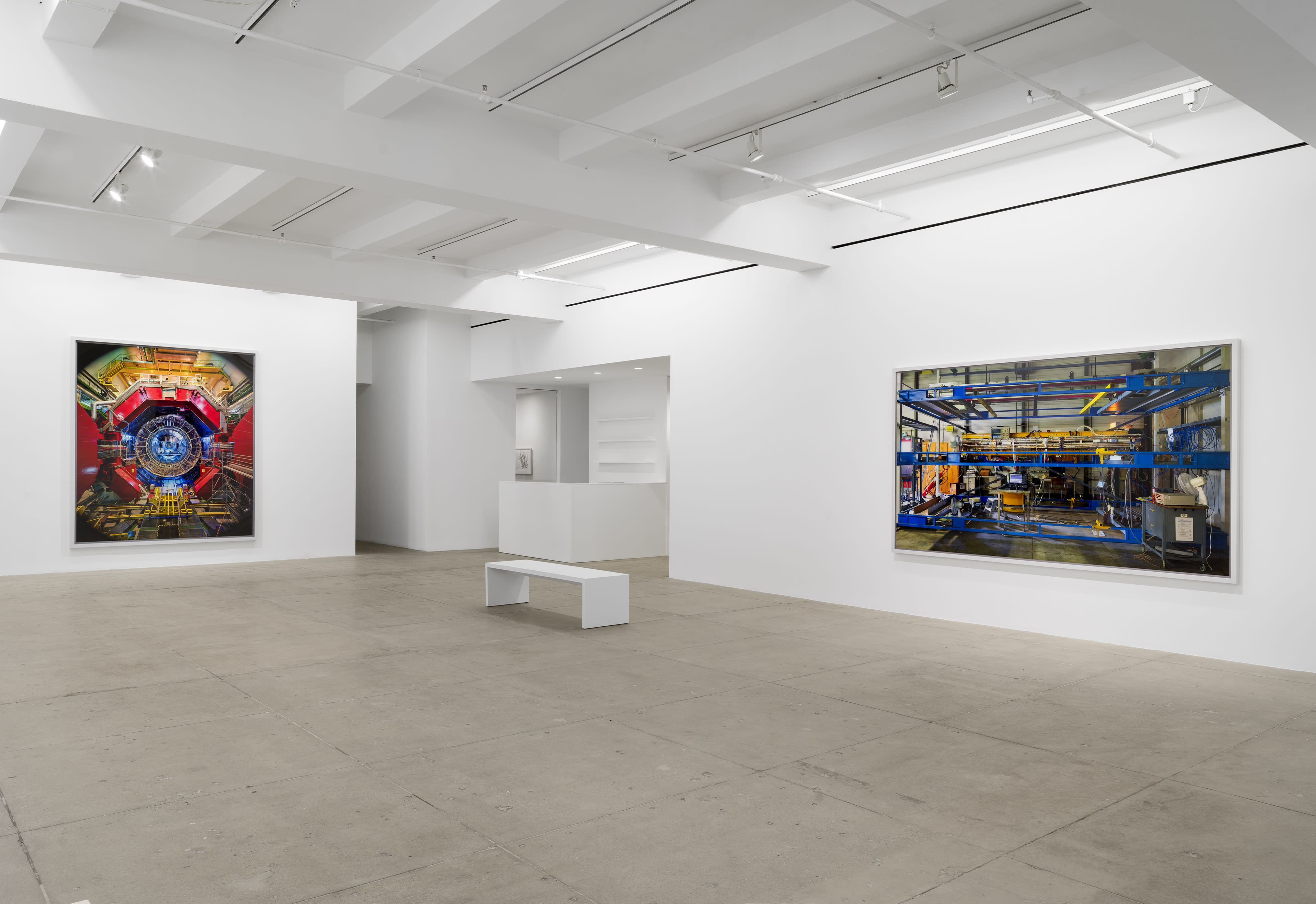 驚きの激安価格 Thomas Struth | Marian Goodman アート・デザイン・音楽