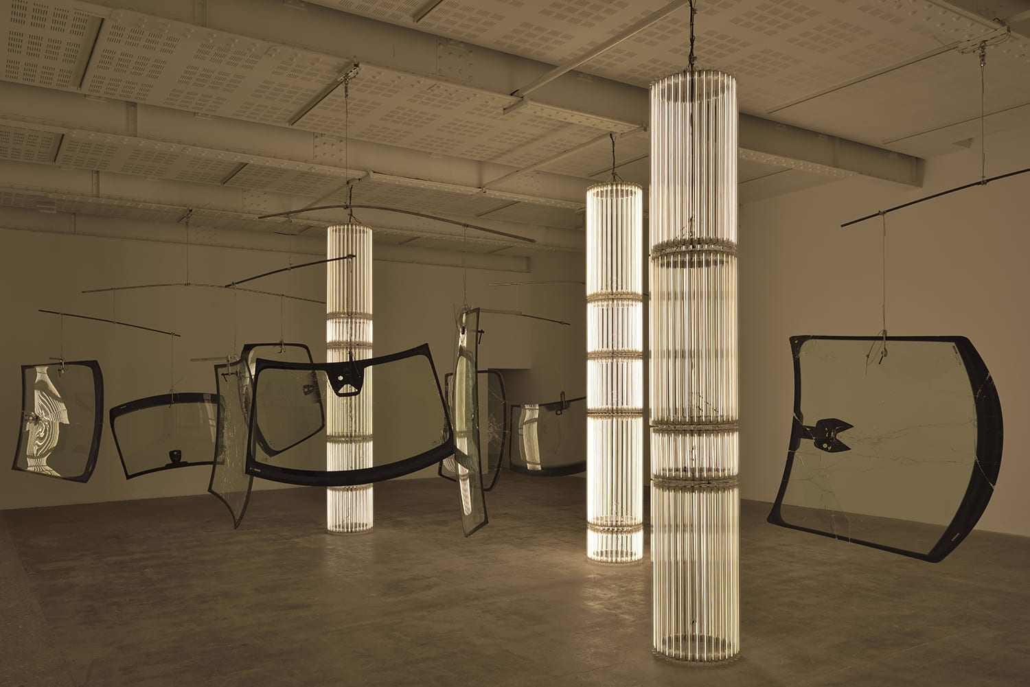 L>espace)(…, remarkable sculptural works by Cerith Wyn Evans at