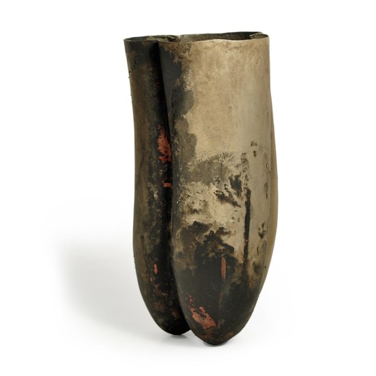 Peter Bauhuis Simultanea Object, 2014 Silver, Brass dia 12 x 23cm