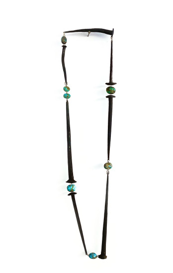 Bernhard Schobinger Nagelkette, 2014 Antique Iron Nails, Iranian Turquoise, Gold 57 cm