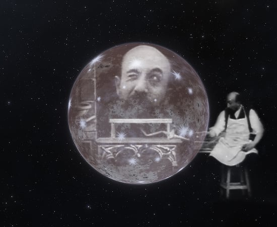 冯冰伊 Feng Bingyi, 空中剧院 - 橡皮头 Theater in the Sky - The Man with the Rubber Head , 2020