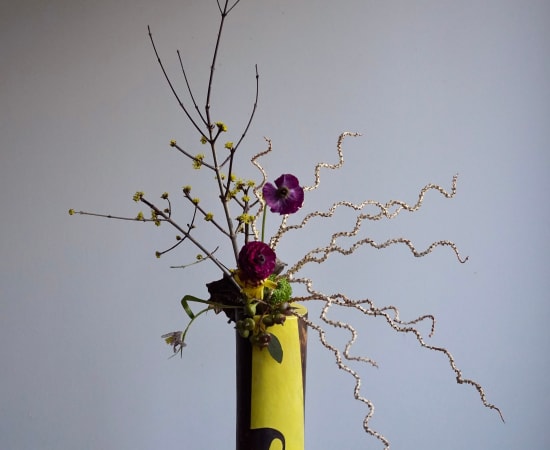 Yanagihara Mutsuo 柳原睦夫, Yellow Oribe Flower Vase, キオリベ長筒花瓶, 1992